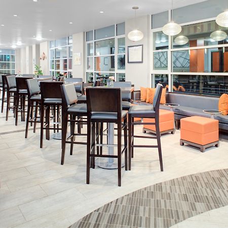 Holiday Inn Windsor - Wine Country By Ihg Eksteriør bilde