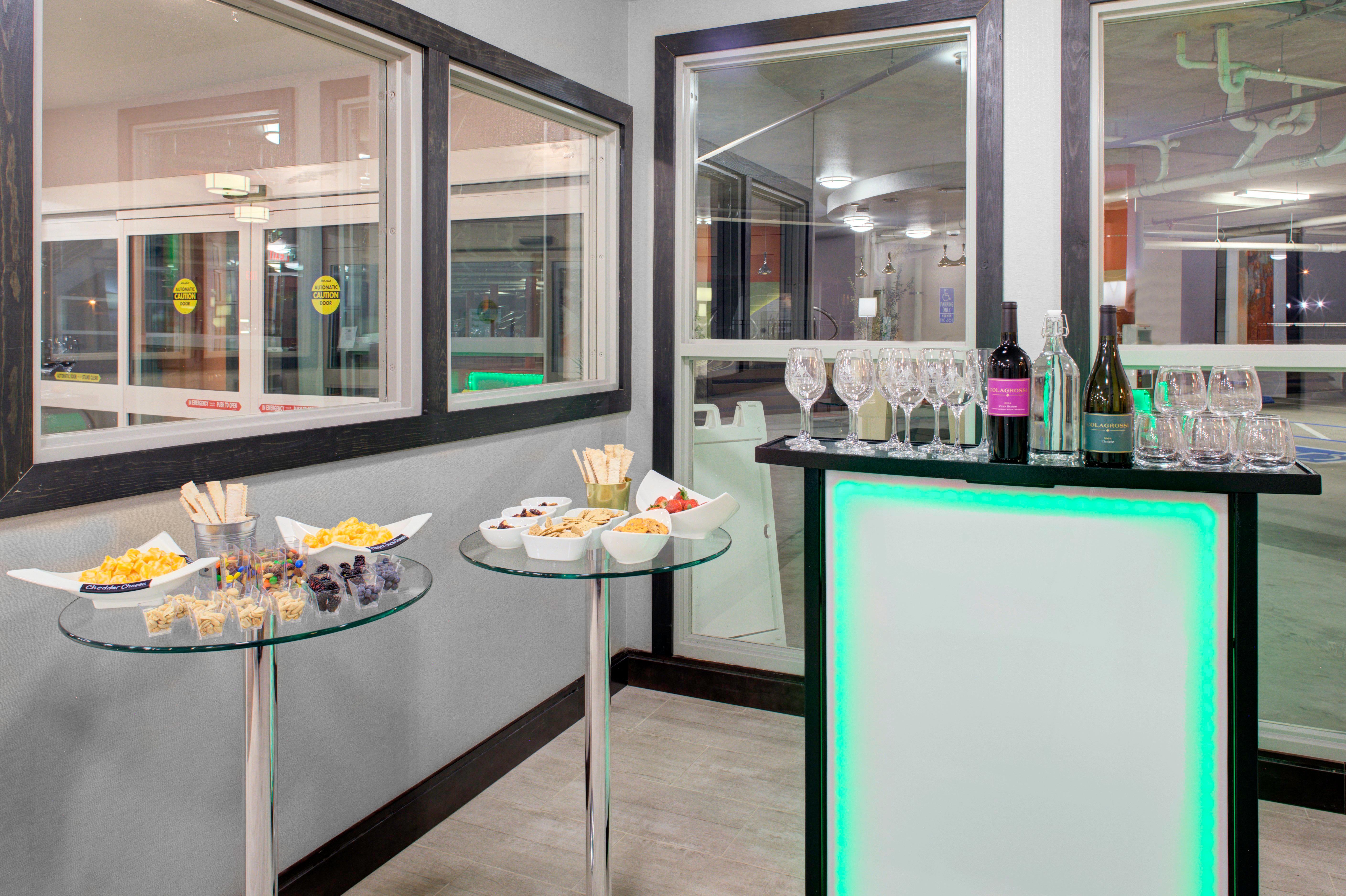 Holiday Inn Windsor - Wine Country By Ihg Eksteriør bilde